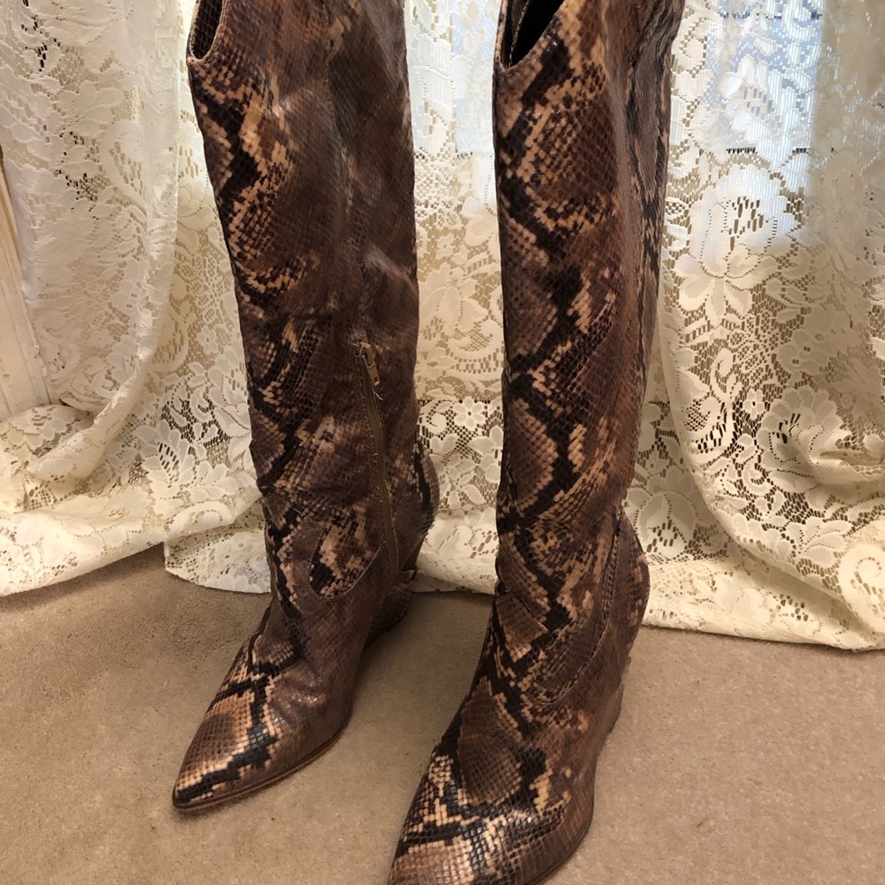 Jessica Simpson Havrie Wedge Boot
